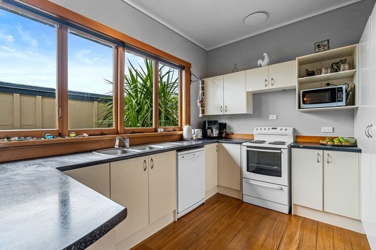 Photo of property in 13 Belvedere Street, Te Puke, 3119