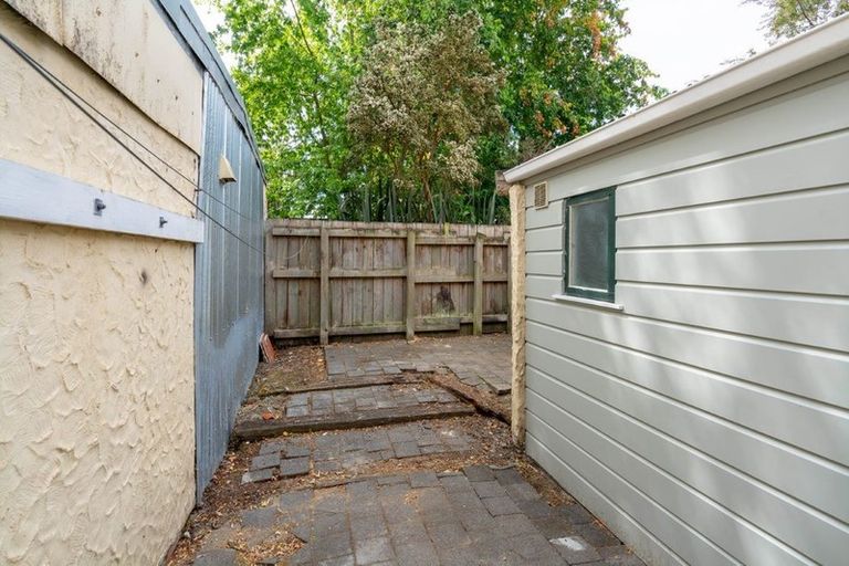 Photo of property in 72 Dundas Street, North Dunedin, Dunedin, 9016