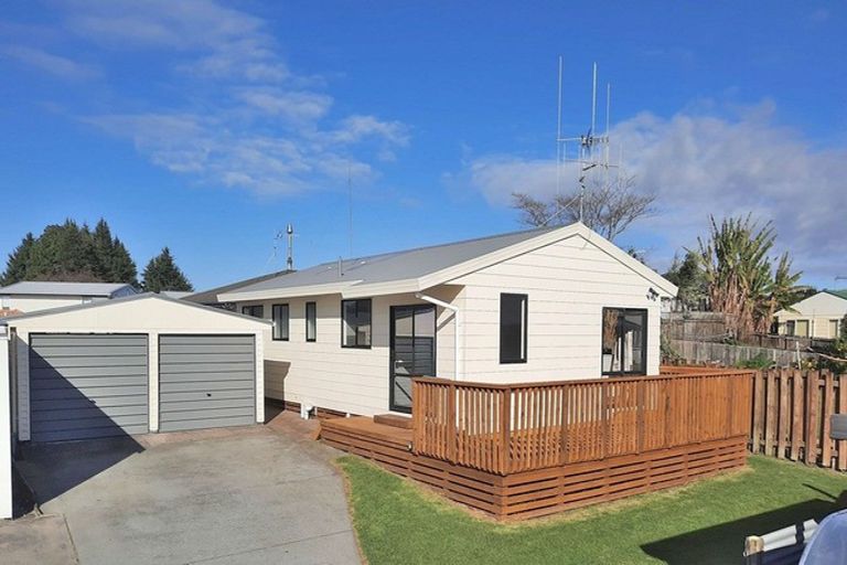 Photo of property in 12a Alverstoke Road, Parkvale, Tauranga, 3112