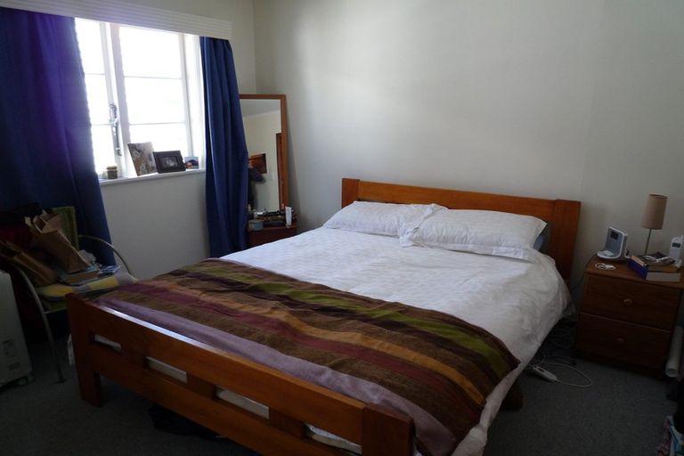 Photo of property in 117 Orangi Kaupapa Road, Northland, Wellington, 6012