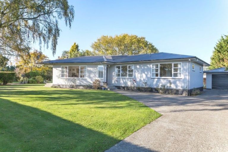 Photo of property in 55 Adelaide Road, Dannevirke, 4978