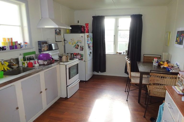 Photo of property in 5 Huntly Street, Foxton, 4814