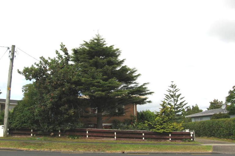 Photo of property in 51 Sunnynook Road, Forrest Hill, Auckland, 0620