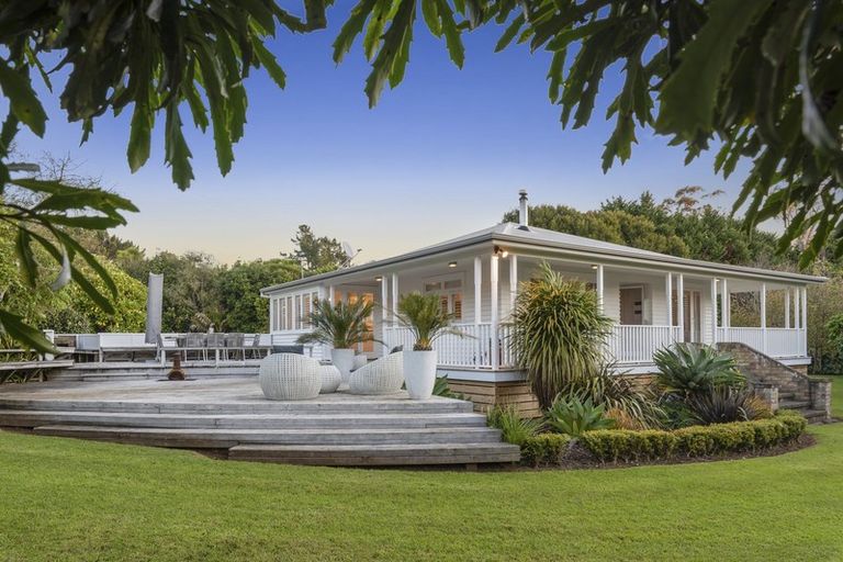 Photo of property in 137 Shelly Beach Road, Shelly Beach, Helensville, 0874