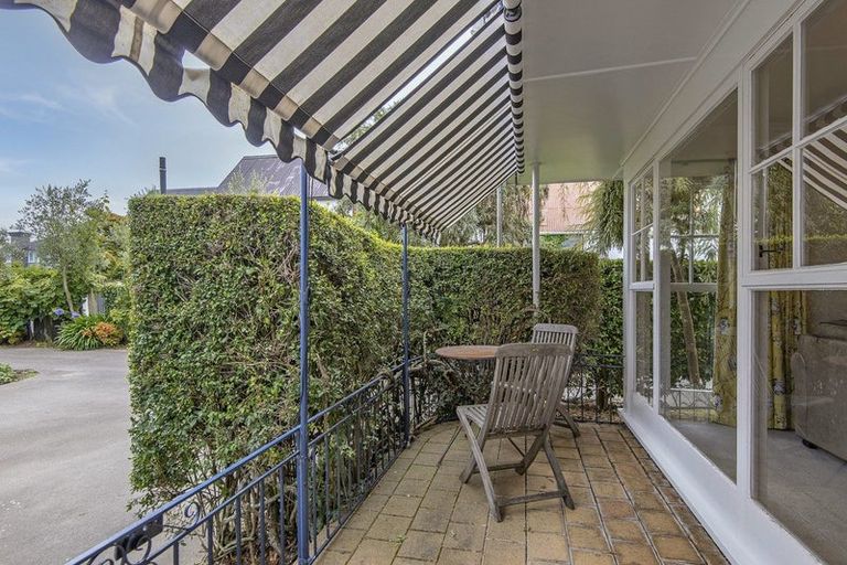 Photo of property in 2/98 Office Road, Merivale, Christchurch, 8014