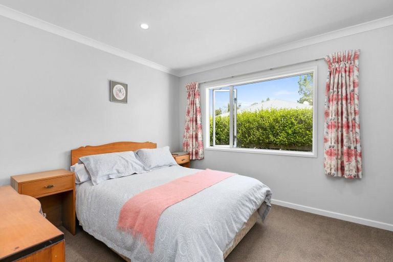 Photo of property in 10 Rochfort Street, Otane, 4202