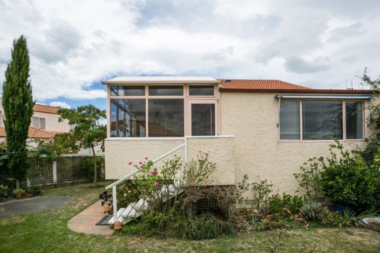 Photo of property in 11/180 Charles Street, Westshore, Napier, 4110