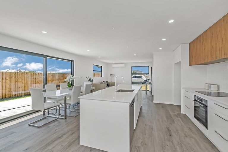 Photo of property in 9 Piwakawaka Place, Leeston, 7632