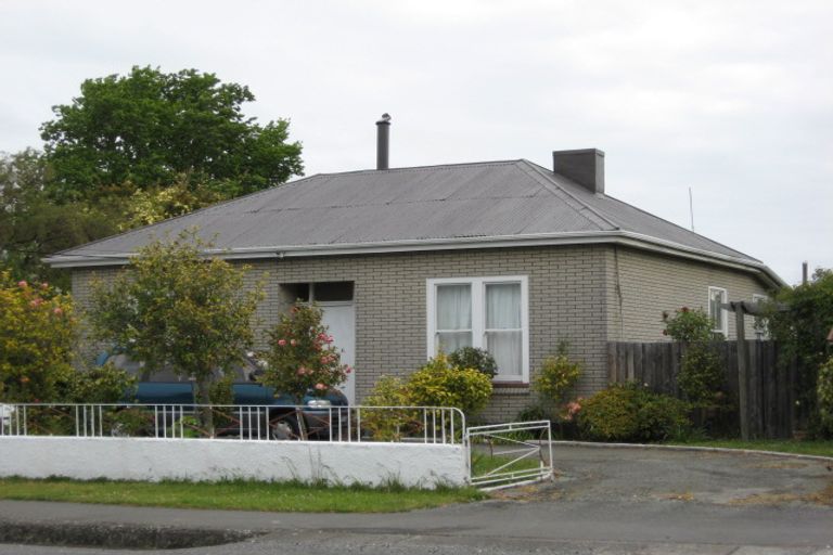 Photo of property in 17 Edward Street, Rangiora, 7400