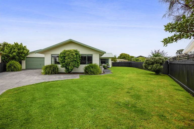 Photo of property in 3b Meade Place, Bell Block, New Plymouth, 4312