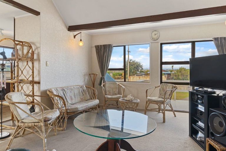 Photo of property in 563 Pukehina Parade, Pukehina, Te Puke, 3189