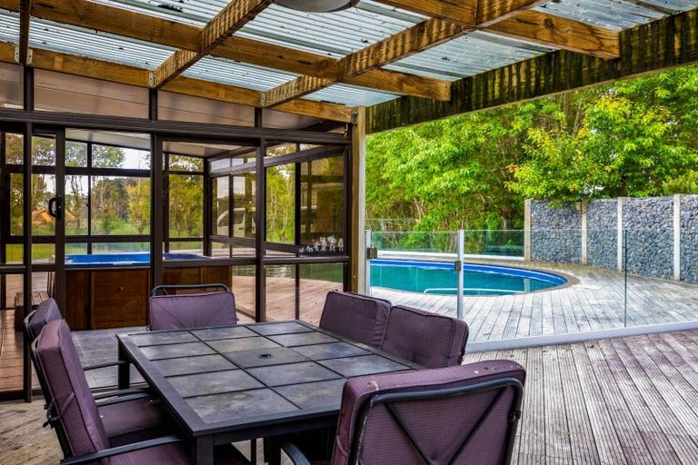 Photo of property in 2 Pikituroa Road, Normanby, Hawera, 4675