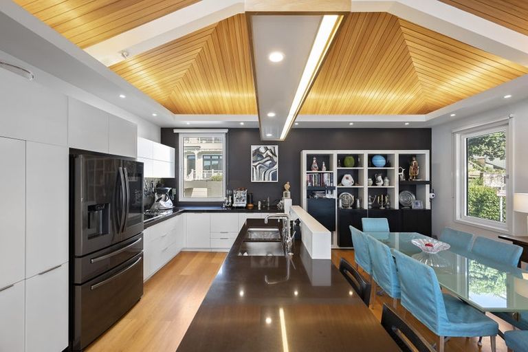 Photo of property in 31 Mcfarlane Street, Mount Victoria, Wellington, 6011