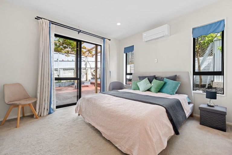 Photo of property in 2 Gemscott Crescent, Huapai, Kumeu, 0810