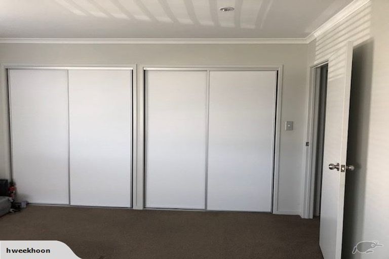 Photo of property in 1 Hirimate Place, Flat Bush, Auckland, 2019