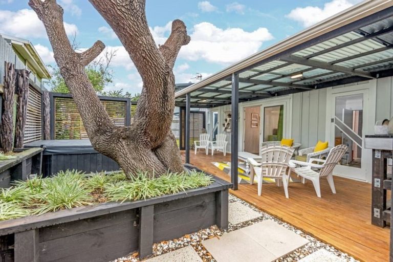 Photo of property in 38a Signal Street, Foxton Beach, Foxton, 4815