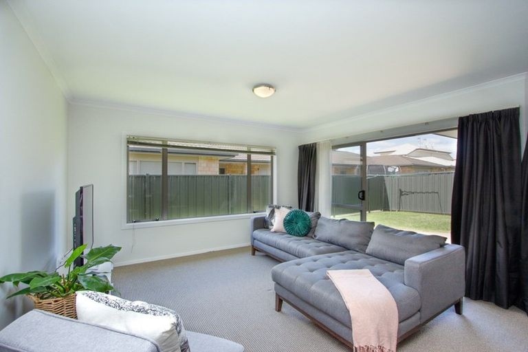 Photo of property in 52/64 Kawaha Point Road, Kawaha Point, Rotorua, 3010