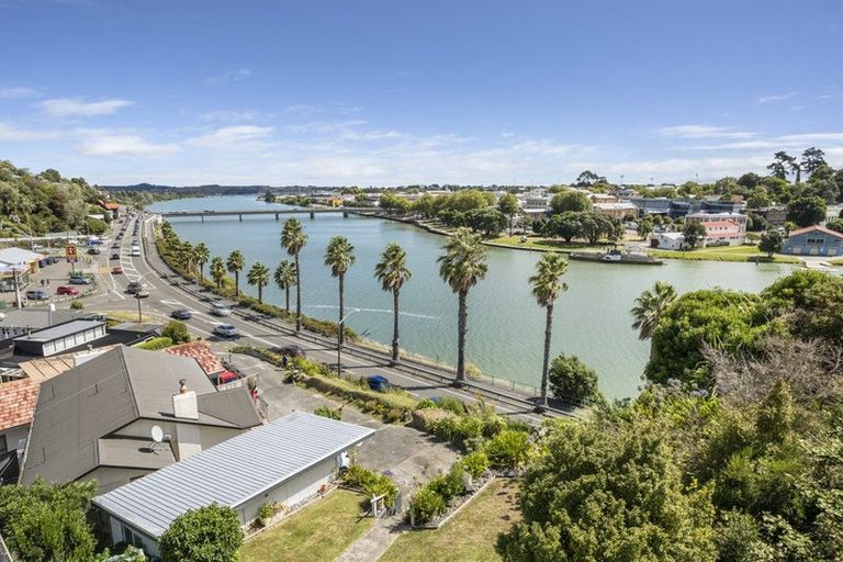 Photo of property in 67a Anzac Parade, Durie Hill, Whanganui, 4500