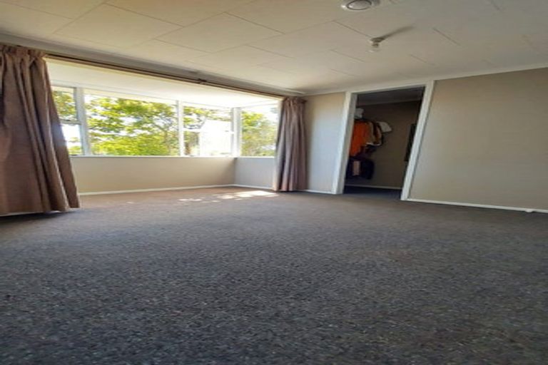 Photo of property in 1394 Devon Road, Brixton, Waitara, 4382