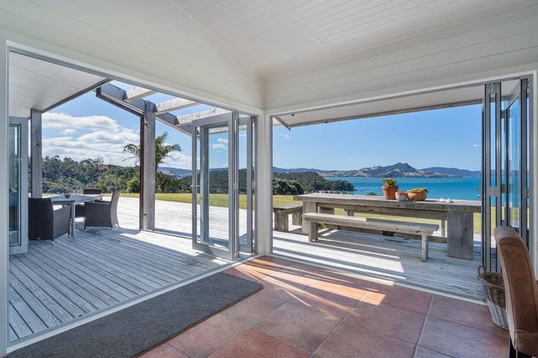 Photo of property in 899e Purangi Road, Cooks Beach, Whitianga, 3591