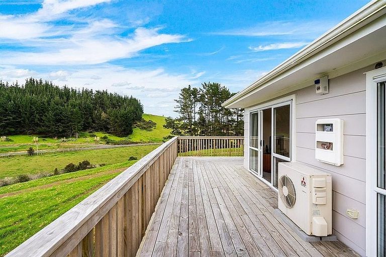 Photo of property in 533 Pataua South Road, Pataua South, Onerahi, 0192