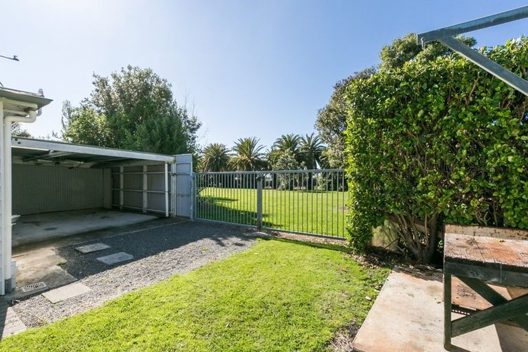 Photo of property in 31 Airini Road, Waimarama, Havelock North, 4294