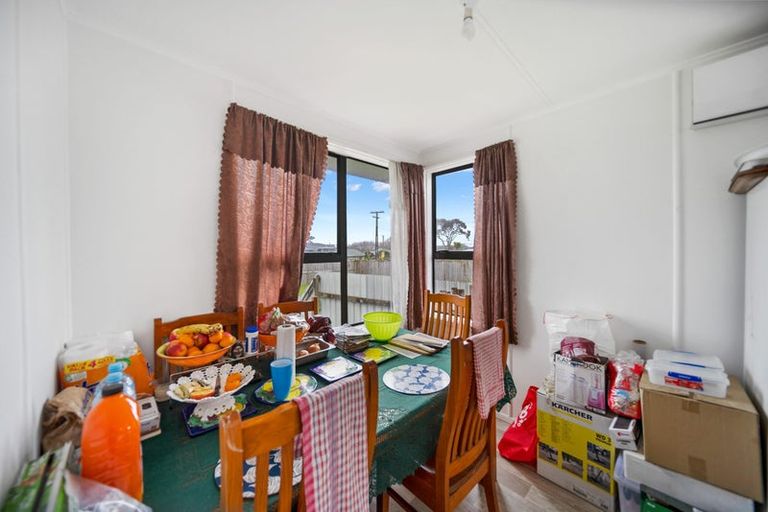 Photo of property in 14 Wakelin Road, Mangere East, Auckland, 2024