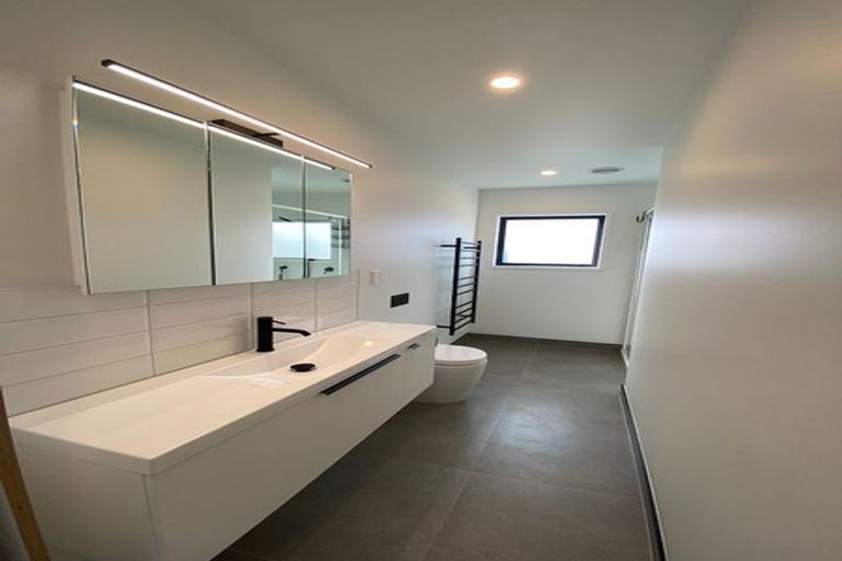 Photo of property in 39 Devonshire Road, Miramar, Wellington, 6022