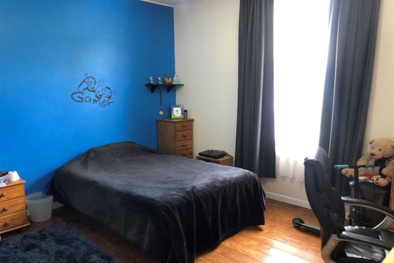 Photo of property in 36 Park Street, Foxton, 4814