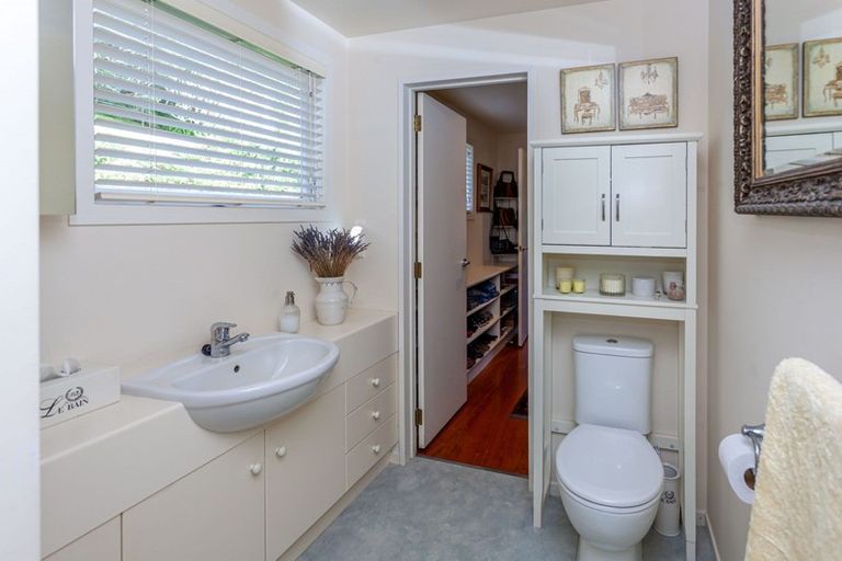 Photo of property in 47 Rewa Rewa Valley, Tairua, 3508