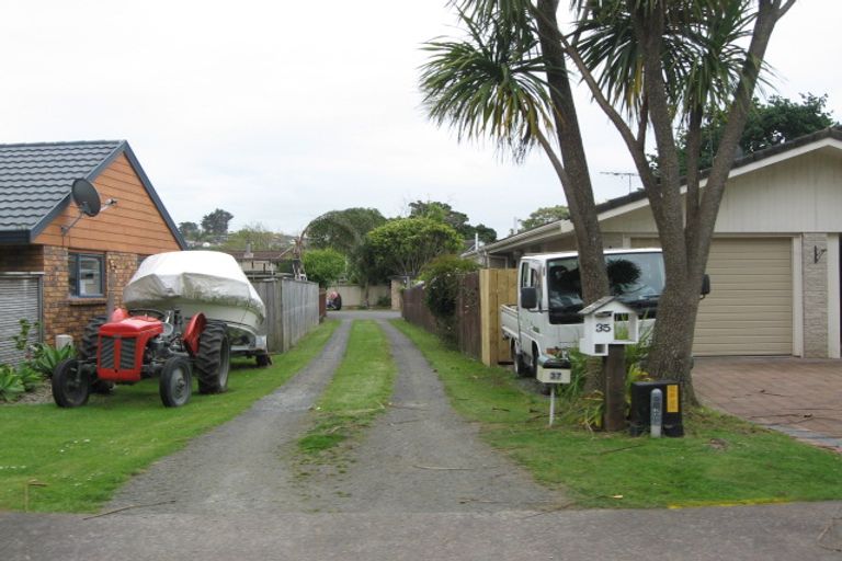 Photo of property in 37 The Circle, Manly, Whangaparaoa, 0930