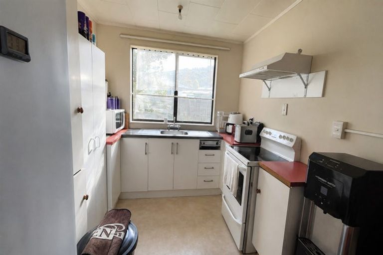 Photo of property in 7 Crystal Place, Pukehangi, Rotorua, 3015