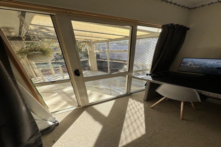 Photo of property in 6 O'connor Place, Burnside, Christchurch, 8053