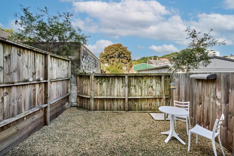 Photo of property in 8/31 Princess Terrace, Newtown, Wellington, 6021
