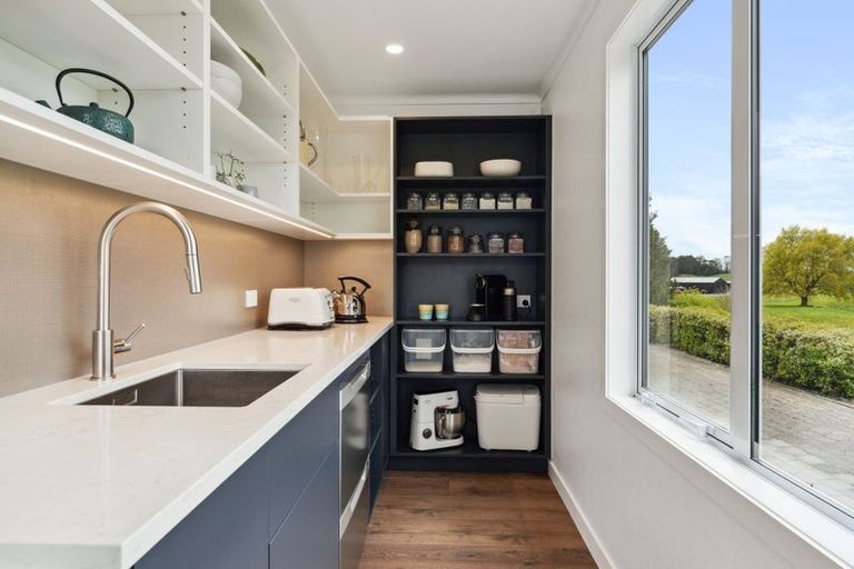 Photo of property in 170c Mapara Road, Acacia Bay, Taupo, 3385