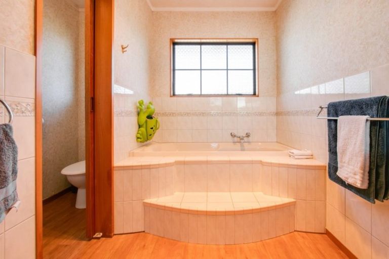 Photo of property in 40a Guppy Road, Greenmeadows, Napier, 4112