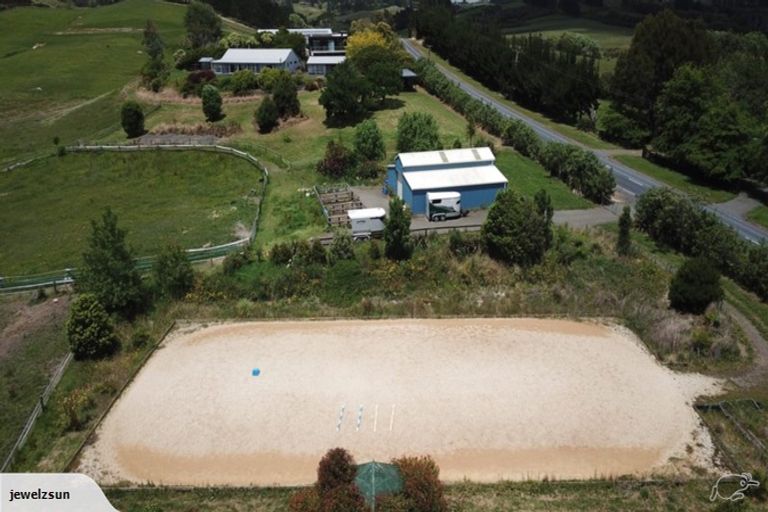 Photo of property in 25 Hull Road, Waitoki, Kaukapakapa, 0871