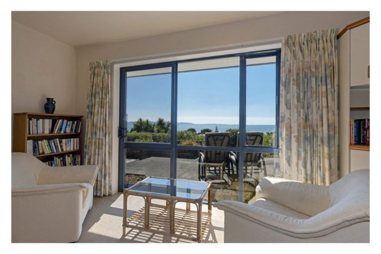 Photo of property in 16 Paradise Way, Pohara, Takaka, 7183