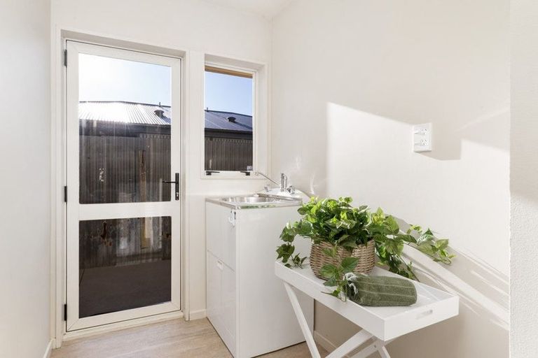 Photo of property in 2 Cunningham Place, Halswell, Christchurch, 8025