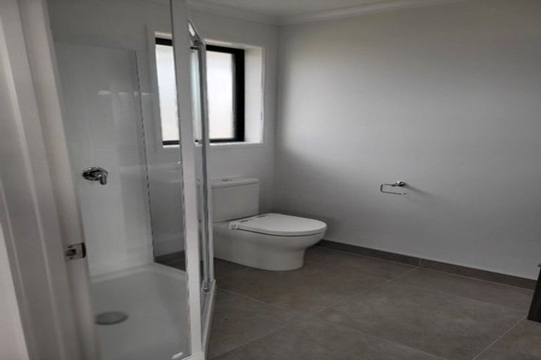Photo of property in 5 Kapiakauri Road, One Tree Point, 0118
