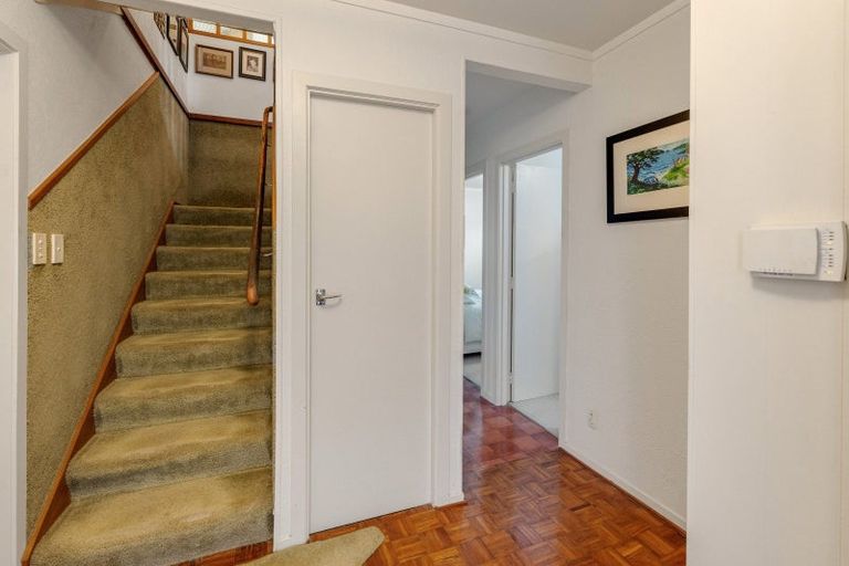 Photo of property in 67 Beach Road, Mellons Bay, Auckland, 2014