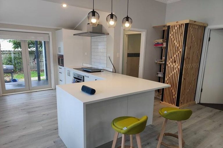 Photo of property in 1/8 Waimana Road, Conifer Grove, Takanini, 2112