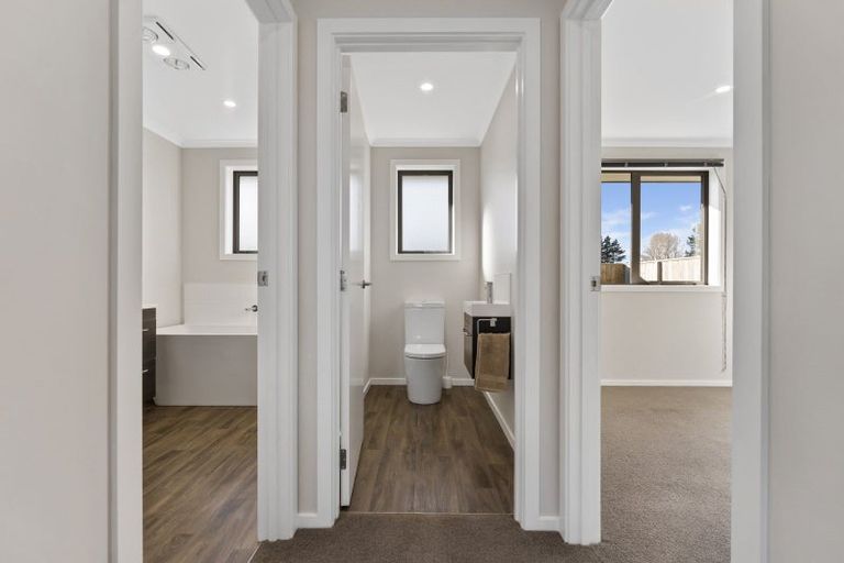 Photo of property in 35 Oldfield Lane, Marton, 4710