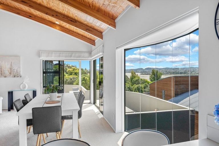 Photo of property in 1/42 Amorino Drive, Red Beach, 0932