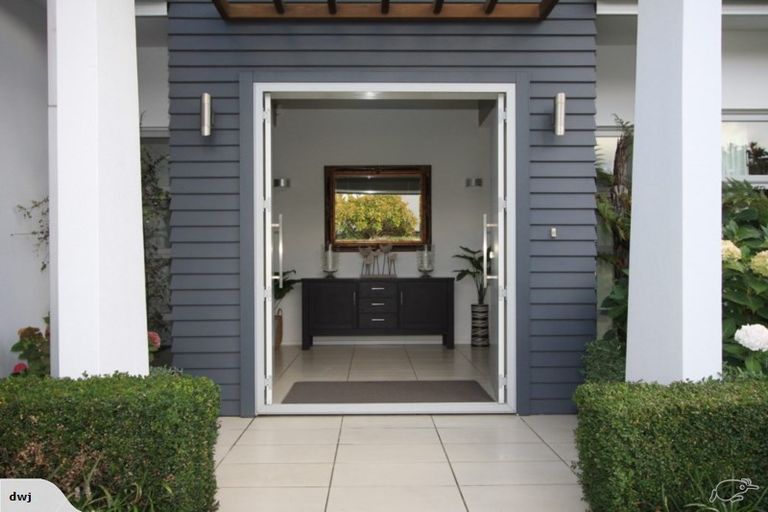 Photo of property in 28 Armour Place, Halswell, Christchurch, 8025