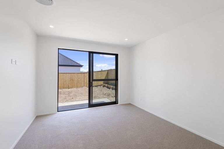 Photo of property in 5 Pipipi Lane, Halswell, Christchurch, 8025