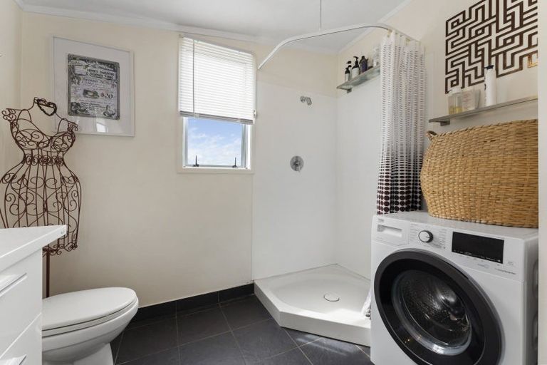 Photo of property in 127 Seabury Avenue, Foxton Beach, Foxton, 4815