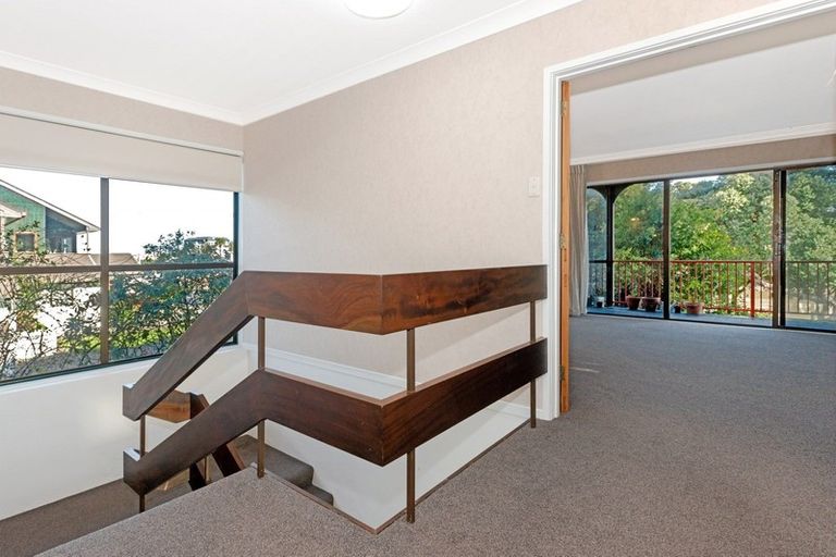 Photo of property in 71 Esplanade, Kaiti, Gisborne, 4010