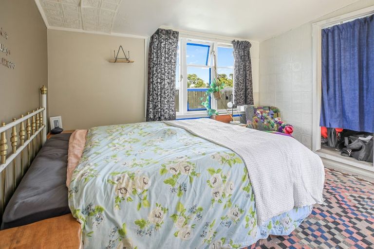 Photo of property in 107 Coromandel Street, Thames, 3500