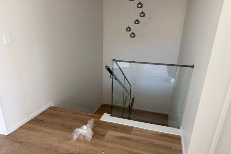 Photo of property in 244b West Hoe Heights, Orewa, 0931